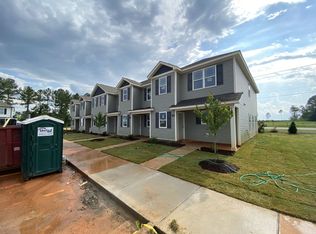 2091 Wiggins Village Dr, Youngsville, NC 27596