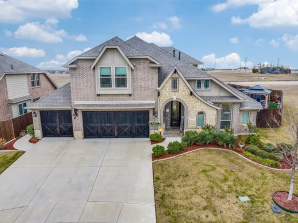 1000 Brenham Dr, Godley, TX 76044