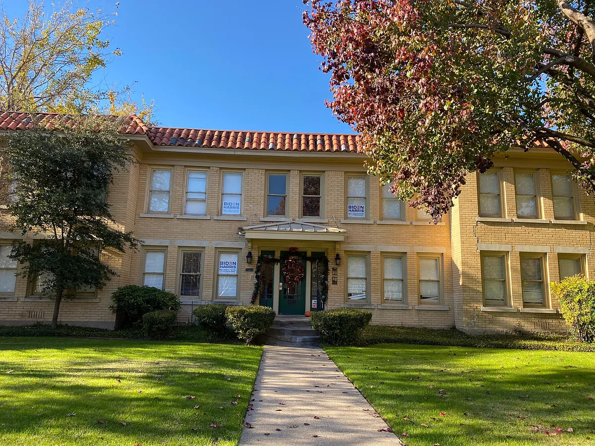 street view of front...historical building from 1941 - 4841 Tremont St #10