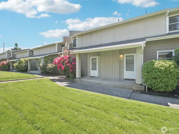 18530 52nd Avenue W #D2, Lynnwood, WA 98037