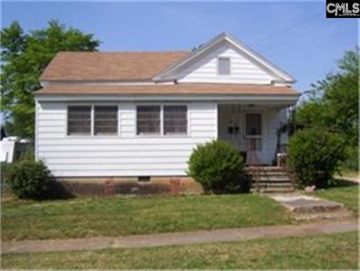 25 Wood St, Whitmire, SC, 29178
