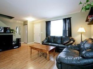 461 Dartmoor Ave, Romeoville, IL 60446