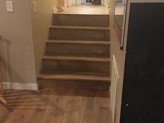 New plank pergo flooring