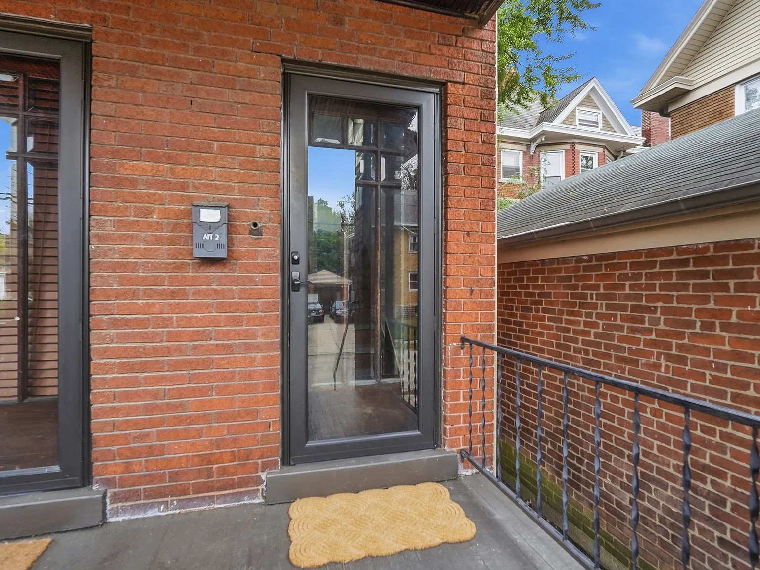 2251 Washington Ave — Photo 2