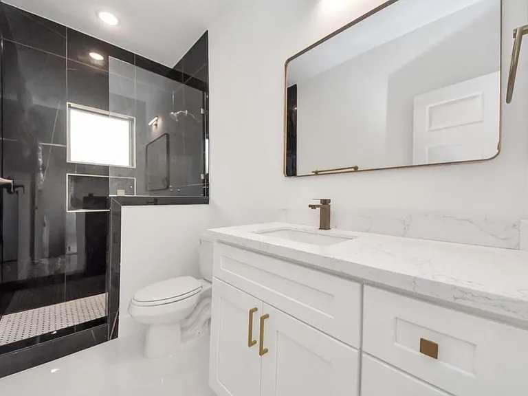 8125 Cabot St #B — Photo 15