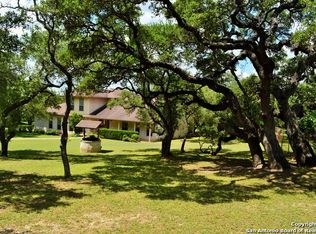 10064 Dos Cerros Dr, Boerne, TX 78006
