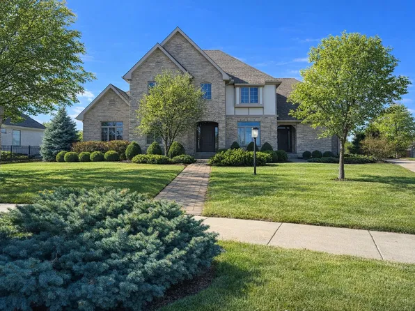 2610 Castlerock Dr, Urbana, IL 61802