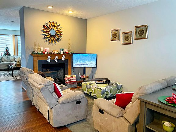 4th image of 11210 Sandcastle Dr Unit E