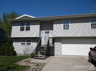 704 Royal Ave, Crooks, SD 57020