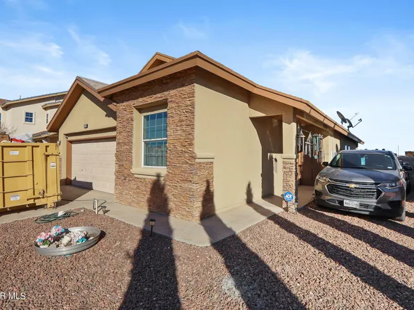 520 Cactus Crossing Dr, Horizon City, TX 79928