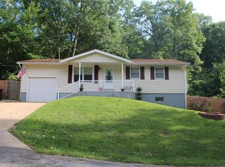 3601 Woodland Rdg, Imperial, MO 63052