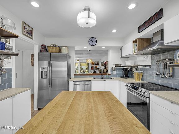 5th image of 7791 POINT VICENTE Court #7791