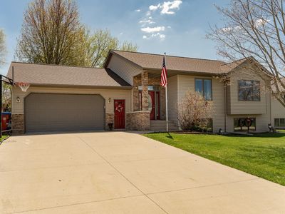 55 Benson Dr, Lewiston, MN, 55952