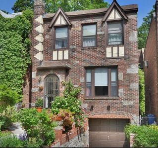 6034 Huxley Avenue, Bronx, NY, 10471