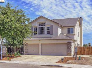 553 Montclair Ln, Tracy, CA 95376