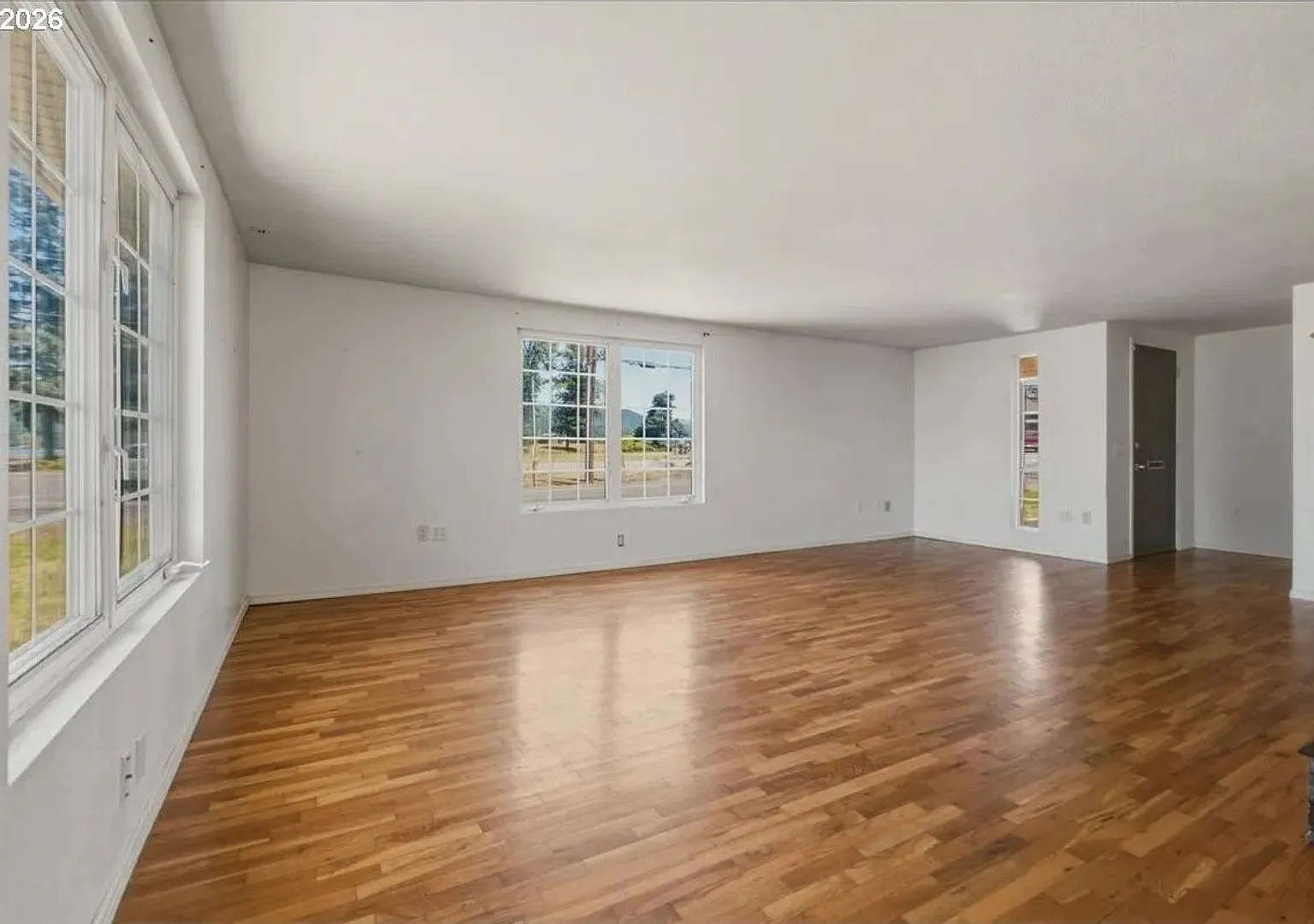 3 Bedroom 2 bath home — Photo 4