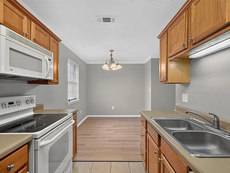3636 Greenacres Place Dr #60 — Photo 11