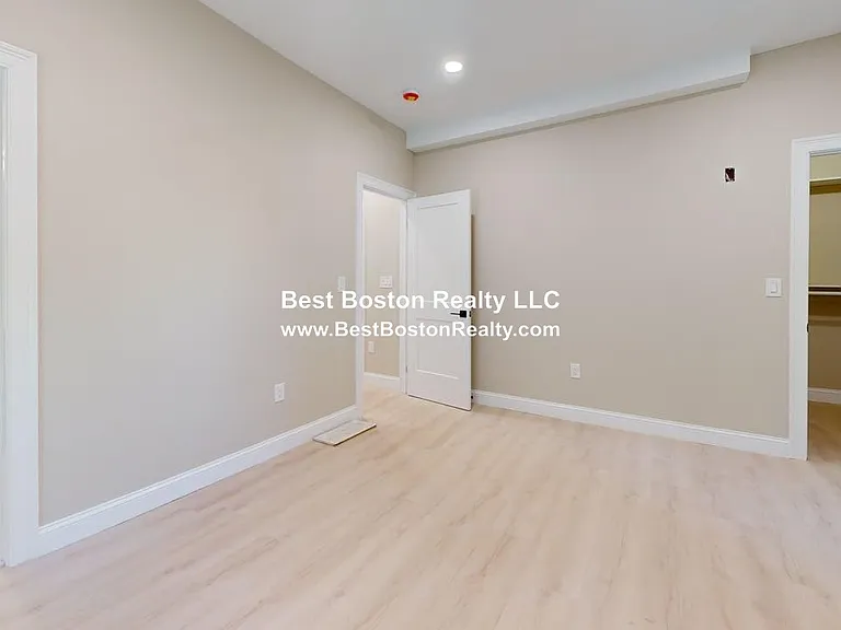 231 Highland Ave #1 — Photo 19