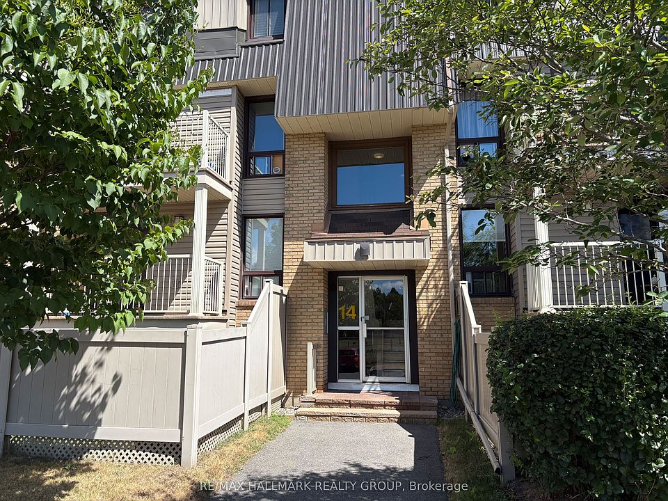 1st image of 14 Sweetbriar Cir #1