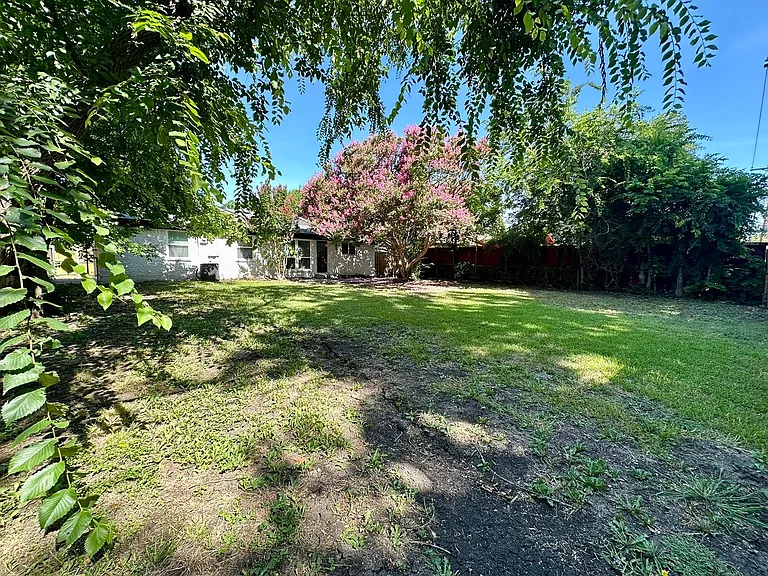 509 Dover Dr — Photo 36
