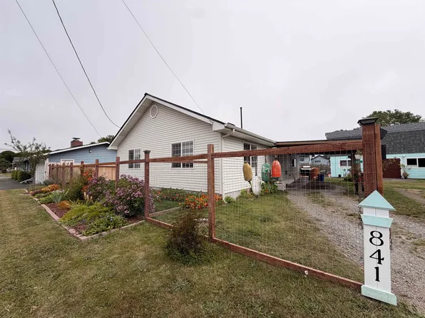 841 Cooper Ave, Crescent City, CA 95531