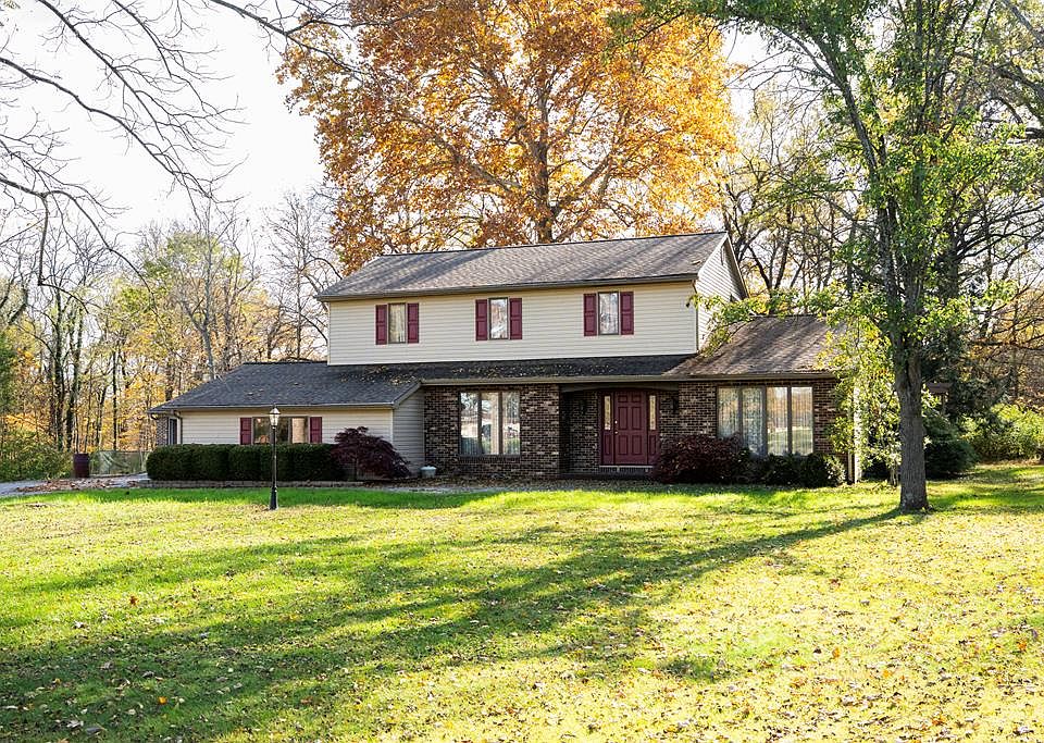 1st image of 41 Grabill Ct