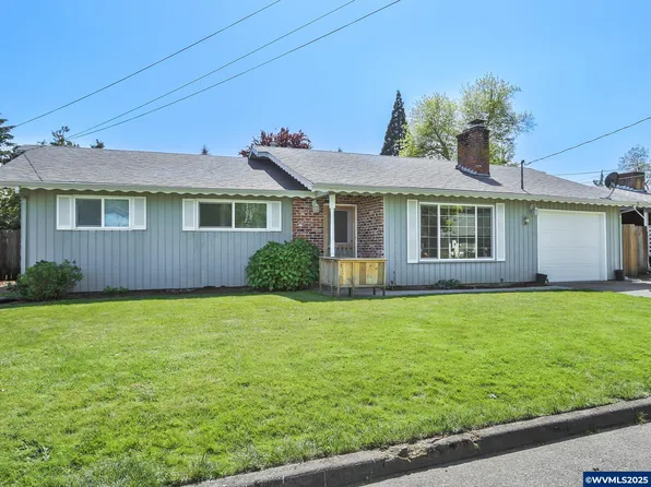 1018 McKinley St, Woodburn, OR 97071