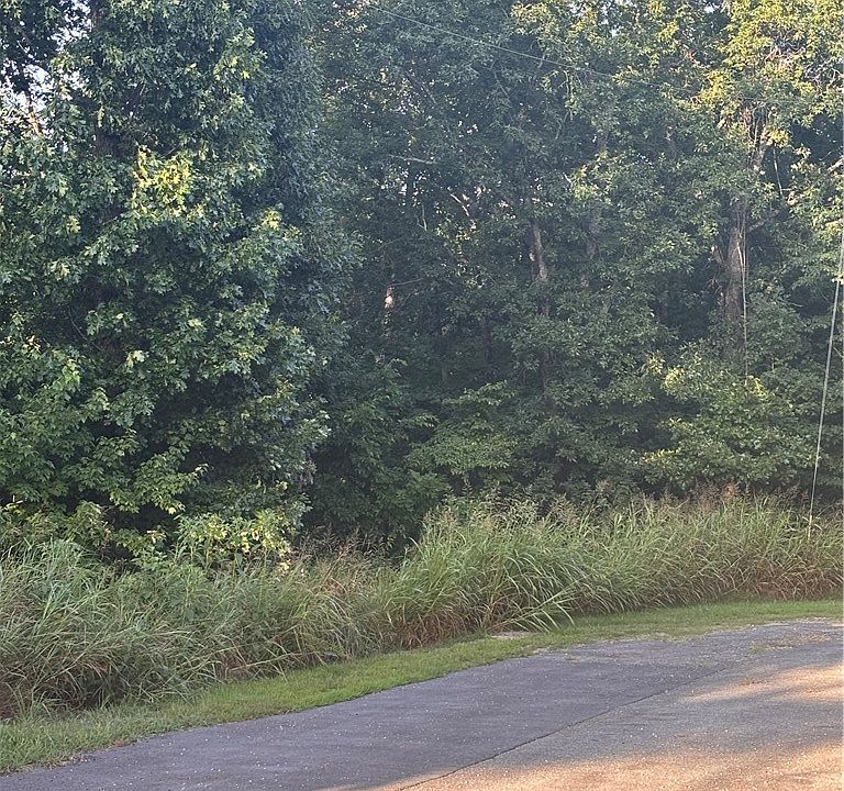 2nd image of Northampton Ln #33