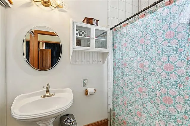 6333 Annunciation St — Photo 19