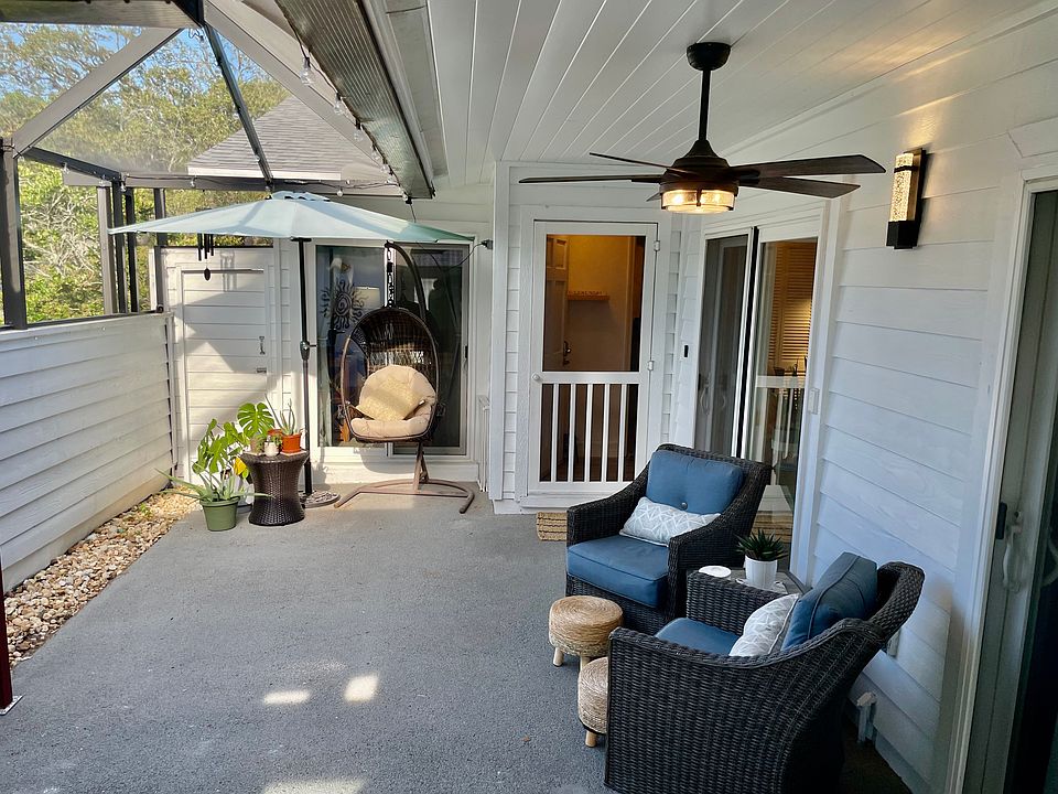Screened Patio