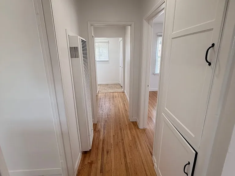 14436 Longworth Ave — Photo 15