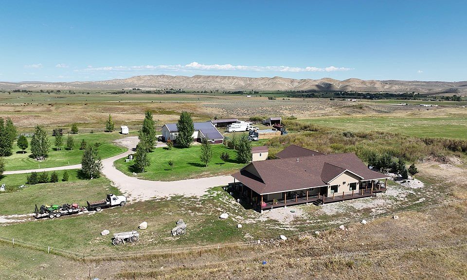 830 Longview, Lander, WY 82520 MLS 10022463 Zillow