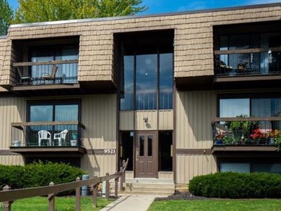 9521 Sunrise Blvd UNIT J5, North Royalton, OH, 44133