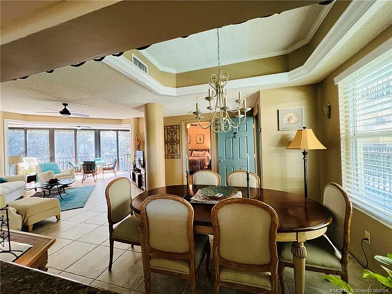 221 NE Plantation Rd #215 — Photo 43