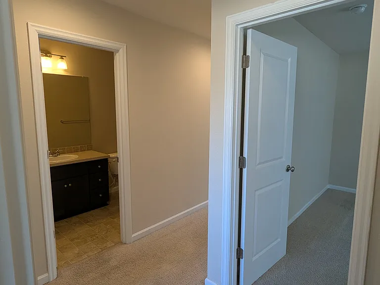 11810 NE 128th Pl — Photo 22