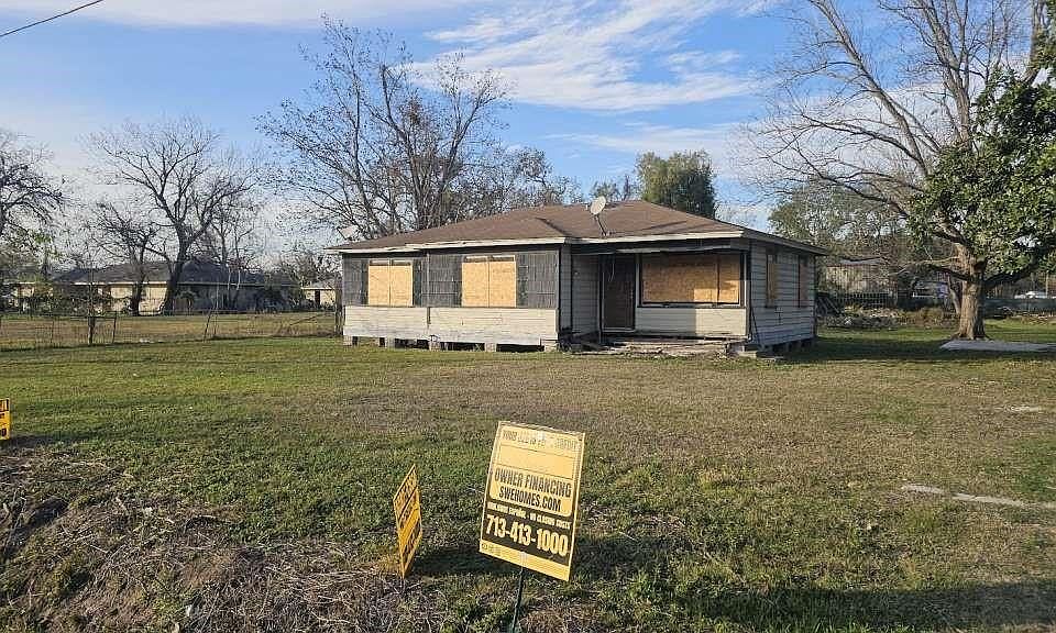1st image of 8303 Furray Rd