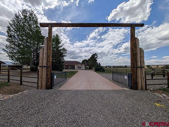 3rd image of 66352 Riverside Road