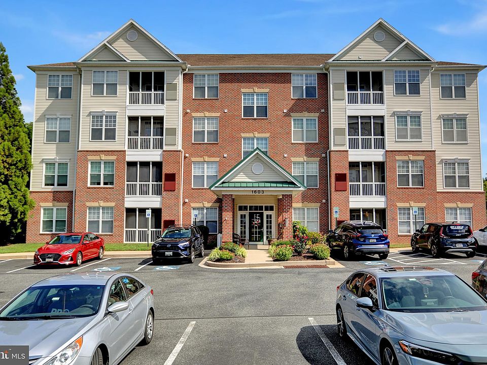 1st image of 1603 Martha Ct Unit 203