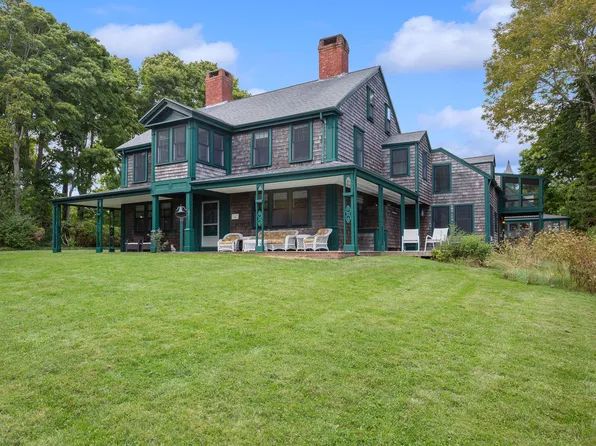 49 Putnam Avenue, Cotuit, MA 02635