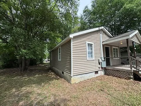 928 Blount St — Photo 2