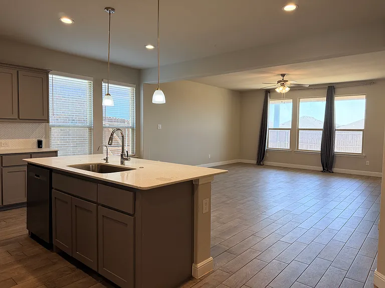 1132 Kirkham Way — Photo 7