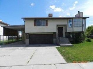 2097 W Burningham Cir, West Valley City, UT 84119