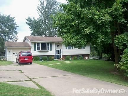 Timberville Home : 4 BR, 3 Bath