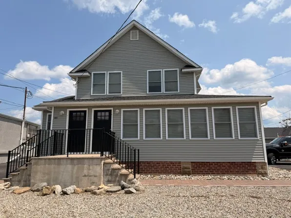48 Flint Rd, Toms River, NJ 08757