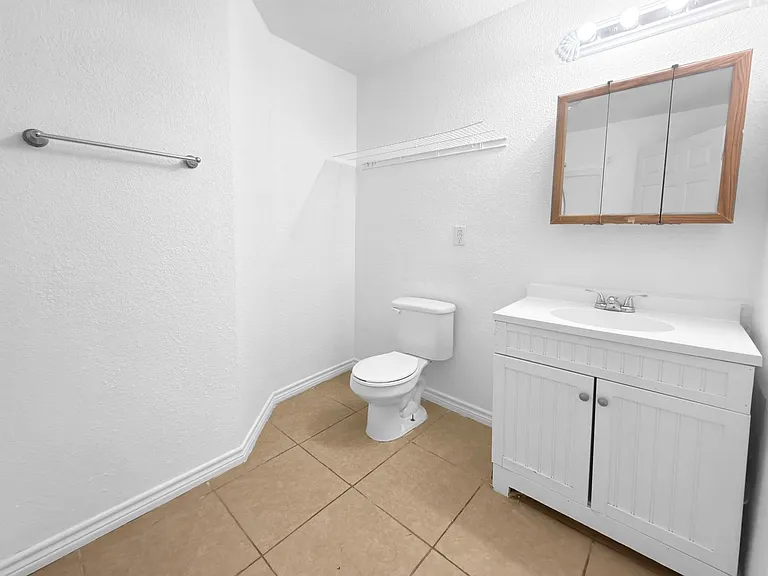 410 Mayborn Dr — Photo 15