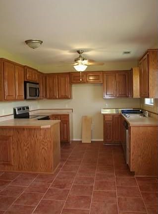 2nd image of 103 Spring Creek Dr