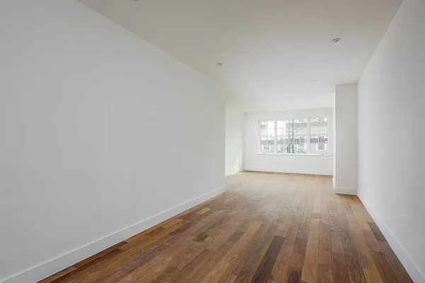 Rented by Skyline Group Real Estate | media 13