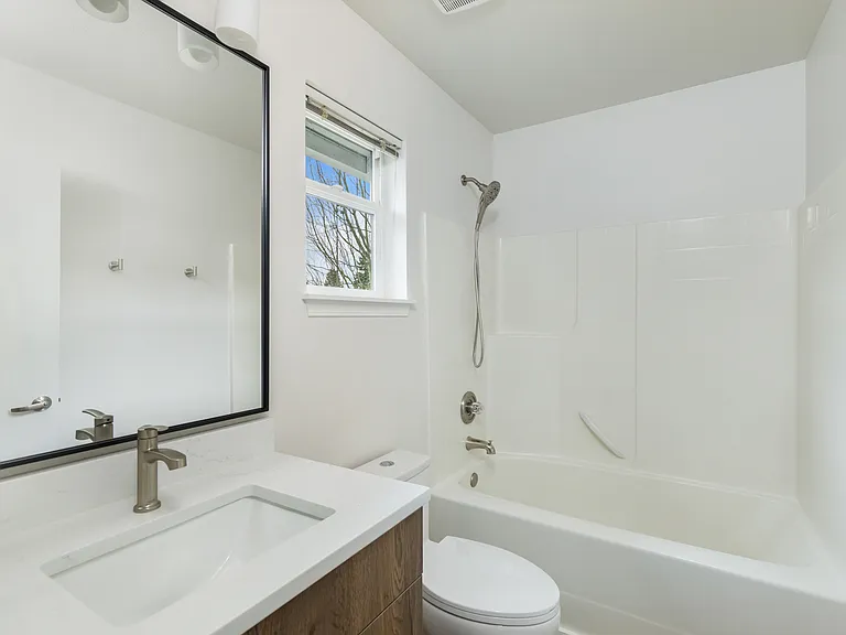 29th Street Ct E — Photo 12