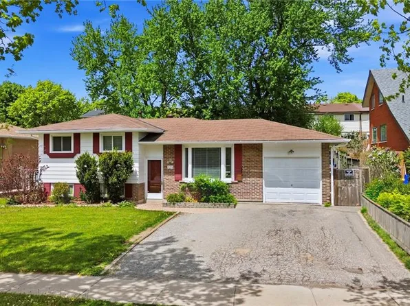 129 Culham St, Oakville, ON L6H 1G3