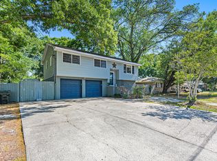 14 Newark Ave, Goose Creek, SC 29445